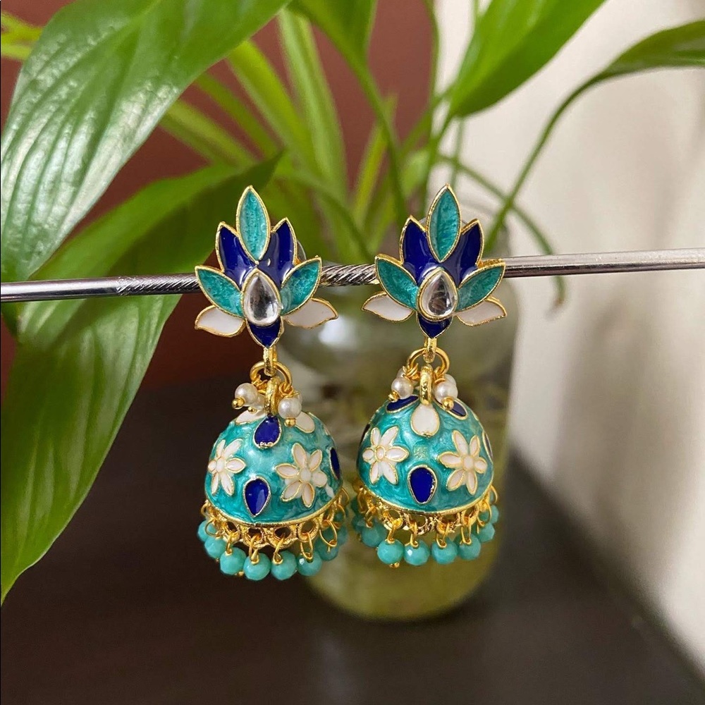 Brand new earring